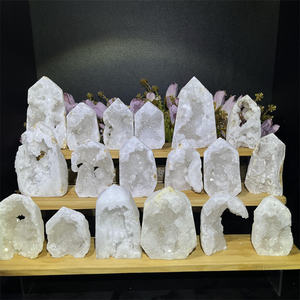 Offre Spéciale <span class=keywords><strong>tour</strong></span> d'énergie en cristal d'obélisque <span class=keywords><strong>de</strong></span> quartz <span class=keywords><strong>de</strong></span> guérison <span class=keywords><strong>de</strong></span> point <span class=keywords><strong>de</strong></span> géode blanche pour la décoration - Product Image 2