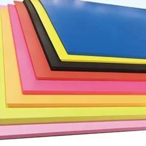 Chine Fournisseur Matériaux de base en PVC colorés pour la stratification de cartes en plastique