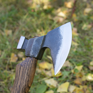 Hache de <span class=keywords><strong>pompier</strong></span> de qualité industrielle avec manche en bois, design ergonomique antidérapant, construction de technologie avancée - Product Image 2