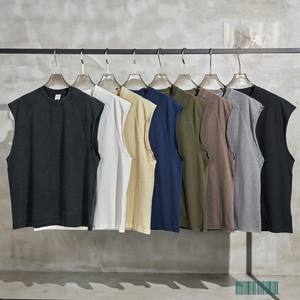 2023 الربيع والصيف 275G غسلها تي شيرت راجلان بحافة متعثرة بلا أكمام تانك القمم الشارع نمط ريترو سترات الرجال - Product Image 3
