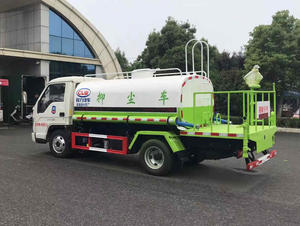 Offre Spéciale Meilleur <span class=keywords><strong>Prix</strong></span> Camion-citerne Foton 5000L 6 <span class=keywords><strong>Pneus</strong></span> Réservoir d'Eau 3000 Litres <span class=keywords><strong>à</strong></span> Vendre - Product Image 5