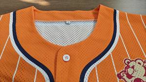 เสื้อเบสบอลสีเหลืองปักลายแบบติดกระดุมตาข่ายระบายอากาศได้ดีแห้งเร็ว - Product Image 2