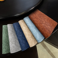 Nouveau design de set de table occidental haut de gamme en cuir classique en forme d'éventail, résistant à l'huile et à la chaleur, réutilisable pour hôtels et usage domestique