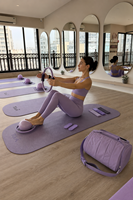 Kit de Pilates en silicone avec logo personnalisé, tapis de yoga, haltères, poids de poignet, bracelets de cheville, accessoires pour la maison et la salle de sport