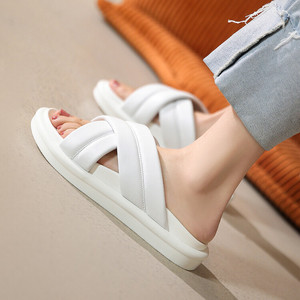 Zapatillas <span class=keywords><strong>de</strong></span> punta abierta redonda personalizadas para mujer, Sandalias planas <span class=keywords><strong>de</strong></span> cuero genuino negro, <span class=keywords><strong>de</strong></span> diseñador <span class=keywords><strong>de</strong></span> verano - Product Image 4