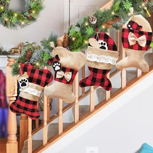 Chaussettes de Noël douces en polyester à motif écossais et os de poisson pour chats et chiens - Décorations de Noël et sacs cadeaux - Product Image 2