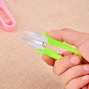 Ciseaux à broder miniatures Guo Lin, lame en acier inoxydable en forme de U, manche en plastique, pour couture, tailleur, usage domestique - Product Image 3