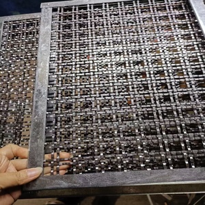 Grillage métallique tissé en fil d'acier au manganèse résistant à l'usure avec bordure à crochet <span class=keywords><strong>pour</strong></span> filtre de concasseur et <span class=keywords><strong>séparation</strong></span> minérale - Product Image 5