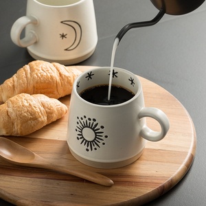 Mug à café en céramique à motif soleil et lune, tasse de style peinte à la main pour la maison, le bureau, la cafétéria et le thé du matin - Product Image 3