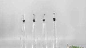 Dầu ô liu giấm máy rút Bộ 2 chai thủy tinh 19 oz dầu ô liu Dispenser chai đặt cho nhà bếp thép không gỉ <span class=keywords><strong>pourer</strong></span> - Product Image 3