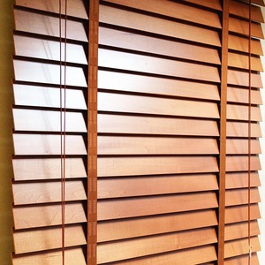 <span class=keywords><strong>Persiane</strong></span> <span class=keywords><strong>in</strong></span> <span class=keywords><strong>Legno</strong></span> Vero Personalizzate, Coperture per Finestre con Lamelle Orizzontali per Appartamenti, Ville e Decorazioni Domestiche - Product Image 2