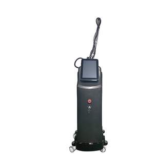 Máquina de Láser Fraccional de CO2 de Alta Calidad para el Cuidado de la Piel, Tensado de la Piel, Eliminación de Estrías, Máquina de Corte para Salón de Belleza - Product Image 1
