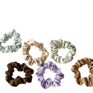 Bandeau élastique en satin couleur bonbon pour femme, style doux, pour queues de cheval et accessoires de beauté - Product Image 1