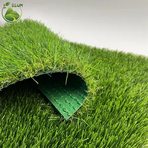 "Gazon artificiel décoratif pour le jardin de terrain de cricket pour une esthétique améliorée et un aspect herbeux"