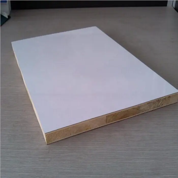 18mm White Polyester Veneered Block Board