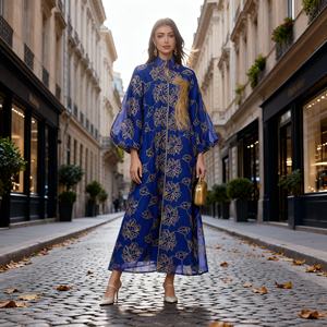 Robe Abaya de fête élégante en polyester brodée sur mesure, vente en gros de luxe OEM pour femmes musulmanes - Product Image 1