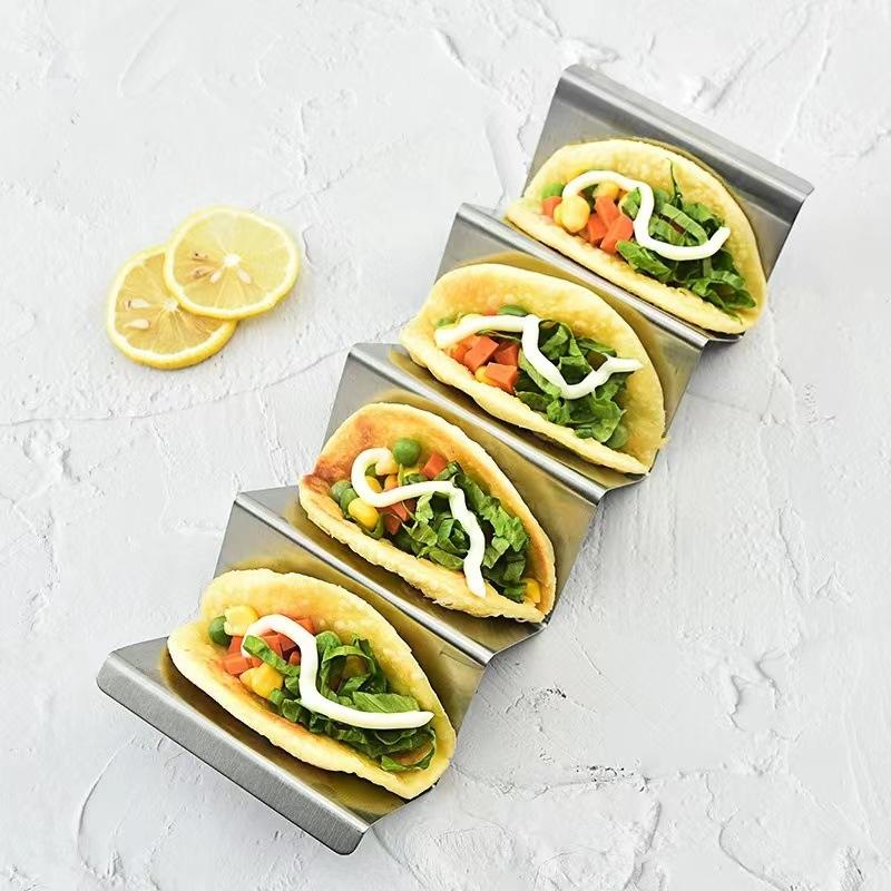 ที่วางแพนเค้กรูปตัววีสี่ช่องสีเงินพร้อมที่จับ