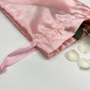 Sacs cadeaux de mariage en satin de luxe personnalisés pour perruques, sacs anti-poussière en satin, sacs à cordon en satin pour bijoux – Vente en gros - Product Image 4