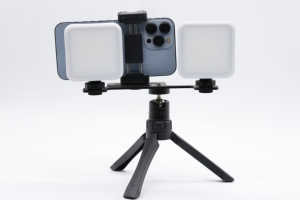 Kit d'éclairage LED pour téléphone portable avec deux lumières, support trépied pour vidéo, photographie, éclairage de studio, 5500K, corps en plastique - Product Image 1