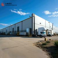 Entrepôt préfabriqué galvanisé à grande portée, centre logistique en acier préfabriqué