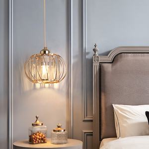 Hängeleuchter im Französischen Goldstil für Restaurants: Modernes Design mit LED-Glasstreifen und Lampenschirm - Product Image 6