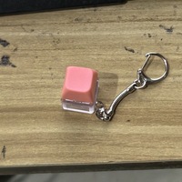 Porte-clés mécanique à clé, porte-clés à interrupteur, porte-clés anti-stress, figurine de clé, jouet de décompression en plastique, porte-clés de clavier