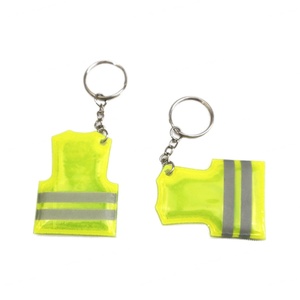 Llavero de Vinilo Reflectante Fluorescente Amarillo, Forma Rectangular, Equipo de Protección Personal (EPP), Material Imprimible - Product Image 5