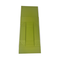 Boîte cadeau rigide avec insert en satin noir magnétique recyclable, lamination brillante/mate, gaufrage, doublure en éponge de luxe, promotion en supermarché