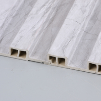 Panneau mural WPC Blanc Marbre Craquelé Cannelé pour Revêtement Mural Salon Fond TV Interlock Résistant à l'Humidité Planches Faciles à Installer