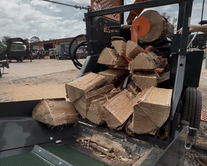 Déchiqueteuse de bois de chauffage professionnelle 6 voies avec cale inférieure, convoyeur à bande, type remorque, pour exploitation agricole et forestière, <span class=keywords><strong>machine</strong></span> robuste - Product Image 5
