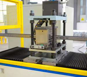 Bolzen und Schiene <span class=keywords><strong>C</strong></span> U-Kanal-Rollen form maschine aus verzinktem Stahl - Product Image 5