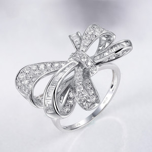 Bague en or blanc 18 carats pour femme, avec nœud papillon, diamant 1 carat, design tendance, qualité supérieure, pour usage quotidien - Product Image 2