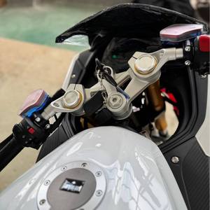 Scooter électrique Jiaolong style Ducati 1000W-2000W, 180 km/h, moteur moyeu 72V, style moto de piste, grande moto sportive, conversion essence-électrique, charge 200 kg - Product Image 3