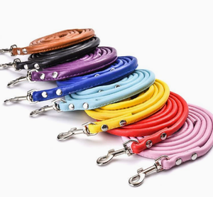 Collier réglable en cuir PU pour animaux de compagnie, avec clochettes, plusieurs couleurs, collier décoratif pour chiens et chats, pour chiots, animaux de compagnie de taille moyenne et grande, pour la promenade quotidienne - Product Image 2