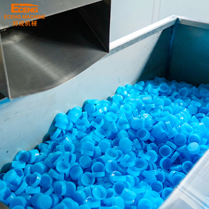 Máquina de Fabricação de Tampas Plásticas de Alta Precisão 16000pcs Máquina de Moldagem por Compressão de Tampas para Fechamento de Garrafas de Água e CSD - Product Image 3