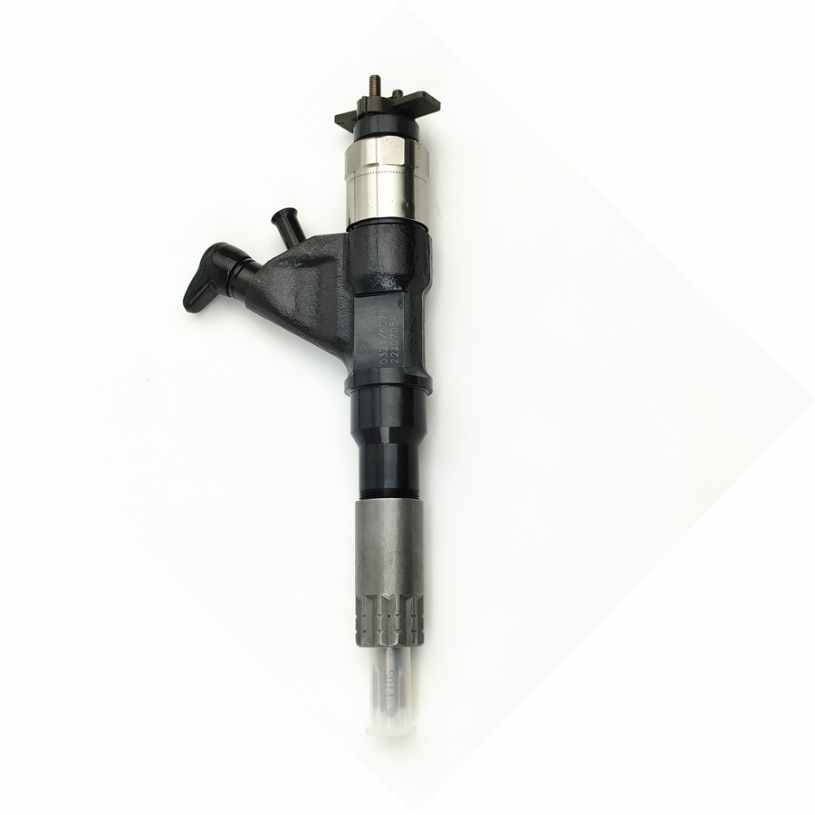 Diesel Injector 295050-0321 Common Rail Injector 8-98110607-2 for ISUZU