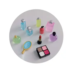 Wholesale Miniature Makeup Toys Fashion Lips Set Resin Planar Flatback Makeup Cab