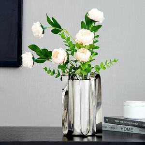 प्रकाश लक्जरी आधुनिक सोने सूखी रंग फूल वेयर चांदी स्टेनलेस स्टील भोजन टेबलटॉप मॉडल कमरे के लिए लहराती वक्र धातु फूलदान पोर्च - Product Image 4