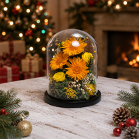 Nouveautés Vente en Gros Cadeaux Personnalisés OEM Bouquet de Roses et Tournesols Préservés sous Cloche en Verre Premium Fête des Mères Noël