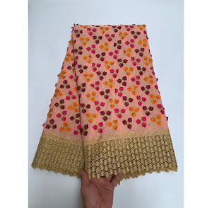 Cordón de <span class=keywords><strong>guipur</strong></span> de alta calidad al por mayor, tela de encaje de algodón, flor bordada, tela de encaje africano, encaje de <span class=keywords><strong>guipur</strong></span> <span class=keywords><strong>con</strong></span> <span class=keywords><strong>piedras</strong></span> para mujer - Product Image 6