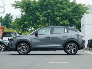Venta caliente Lynk & Co 06 Hybrid SUV Compacto Práctico EV Sport Car Hybrid Vehicle de Geely <span class=keywords><strong>Lynkco</strong></span> con dirección izquierda - Product Image 6