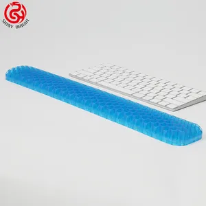 3D özel baskılı göğüsler Mouse pad silika jel bilek dinlenme