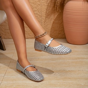Ballerines Mary Jane en maille tissée argentée pour femme, respirantes, ajourées, à bride unique et boucle, chaussures plates décontractées pour le quotidien - Product Image 4
