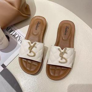 Luxury Custom Women's Quilted Flat <b>Slide</b> Slippers Gold Metal Buckle Designer Outdoor Slippers Wholesale High-End Fashion <b>Slides</b> - Product Image 4