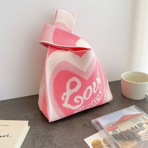 Großhandel Damen Umweltfreundliche Langlebige Herz-Modell Häkel-Polyester-Handtasche mit offenem Verschluss Lässige Tragetasche Tragbare Gestrickte Aufbewahrungstasche - Product Image 5