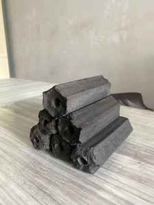 Charbon de sciure de bois de haute qualité, combustion longue et lisse, idéal pour la cuisson propre, le chauffage et les activités de plein air - Product Image 3