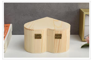 Scatola in Legno <span class=keywords><strong>a</strong></span> Forma di Cuore con Cerniera, Artigianale, Lucida, Personalizzata, per Gioielli, Regalo Ricordo Retrò, <span class=keywords><strong>San</strong></span> <span class=keywords><strong>Valentino</strong></span> - Product Image 6