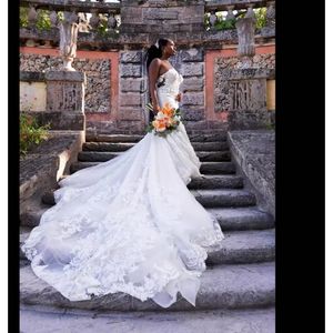 Robe de marié<span class=keywords><strong>e</strong></span> sur mesure de style africain pour femmes, en satin blanc, sexy, col en V profond, en soie, à longue traîne, style bourgeon de fleur, Vestidos De Novia - Product Image 2