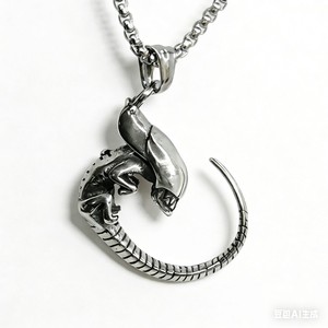 สร้อยคอจี้หน้าวีนอมสแตนเลส 60 มม. โซ่แบบยูนิเซ็กส์ สไตล์เรโทรพังก์ - Product Image 1