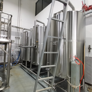 Tanques de Fermentación de Vino Pequeños de Acero Inoxidable con Camisas de Enfriamiento y Manómetros - Product Image 3